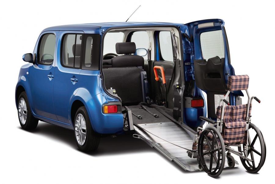  Nissan Cube 2009 года  (фото 37 из 137)
